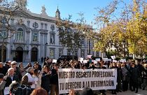 Spain: Journalists stage protests for right to 'keep professional secrets'