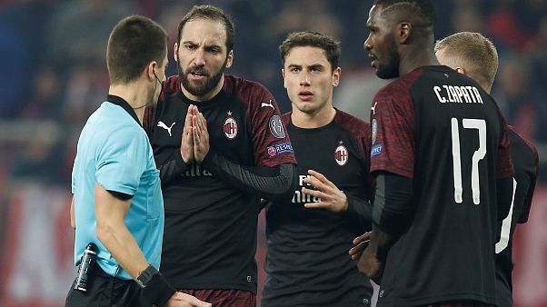 Fair play finanziario: la Uefa sanziona il Milan Fair play finanziario: la Uefa sanziona il Milan