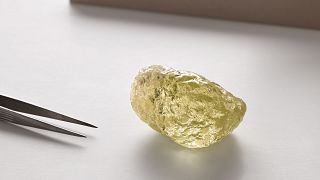 Kuzey Amerika'da bulunan sarı elmas 552 karatla rekor oldu