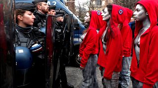 Chalecos amarillos: un centenar de detenidos y menos participación en las manifestaciones