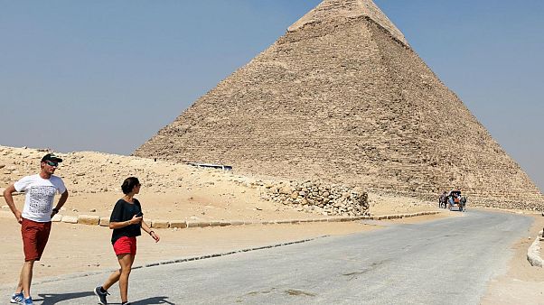 Mısır'da 4 bin 400 yıllık mezar keşfi Mısır'da 4 bin 400 yıllık mezar keşfi