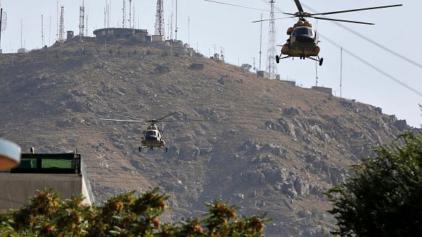 Afganistan'da hava saldırısında yine siviller vuruldu: 12 çocuk, 8 kadın öldü Afganistan'da hava saldırısında yine siviller vuruldu: 12 çocuk, 8 kadın öldü