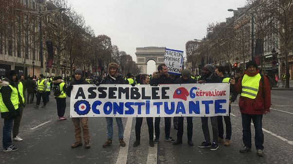 Foto galeri- Sarı yelekliler protestoları 5'inci haftasında Foto galeri- Sarı yelekliler protestoları 5'inci haftasında