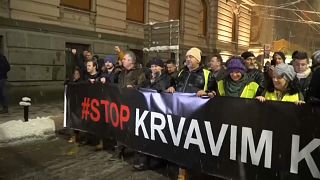 Protestos em Belgrado contra Presidente sérvio