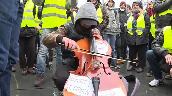 Gilets jaunes : l'heure du bilan Gilets jaunes : l'heure du bilan