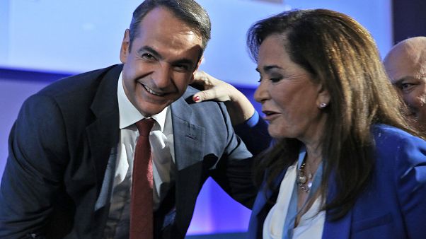 Αυλαία στο Συνέδριο της Νέας Δημοκρατίας Αυλαία στο Συνέδριο της Νέας Δημοκρατίας