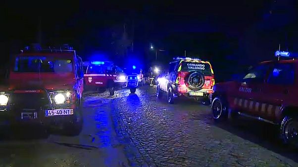 Vier Tote bei Absturz eines Rettungshubschrubers in Porto Vier Tote bei Absturz eines Rettungshubschrubers in Porto