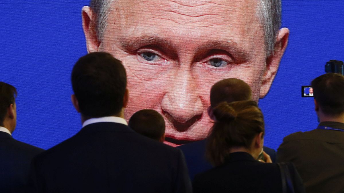 Путин о рэпе: "нужно возглавить и направлять"