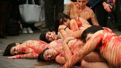 Nacktdemo für Tierrechte in Barcelona