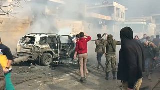 مقتل تسعة في تفجير سيارة ملغومة في مدينة سورية قرب الحدود التركية