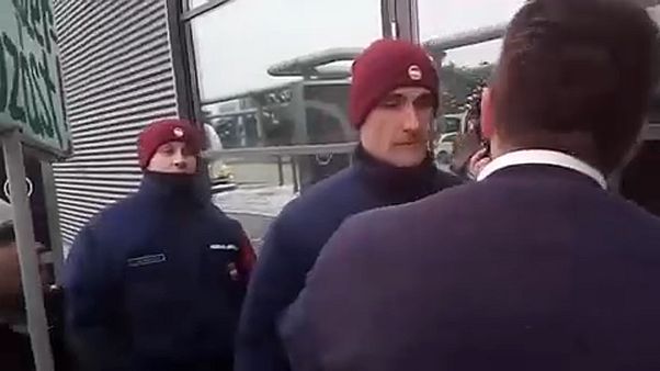 Ουγγαρία: Ένταση στα γραφεία της κρατικής τηλεόρασης Ουγγαρία: Ένταση στα γραφεία της κρατικής τηλεόρασης