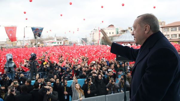 Erdoğan'dan Suriye'de operasyon açıklaması: Her an başlayabiliriz Erdoğan'dan Suriye'de operasyon açıklaması: Her an başlayabiliriz