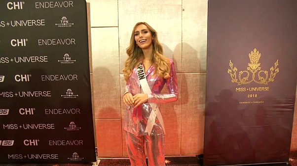 متحوّلة جنسياً تخطف لقباً تاريخياً في مسابقة جمال الكون متحوّلة جنسياً تخطف لقباً تاريخياً في مسابقة جمال الكون