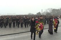 Norte-coreanos homenageiam Kim Jong Il