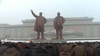 هفتمین سالمرگ رهبر پیشین کره شمالی با حضور هزاران نفر برگزار شد