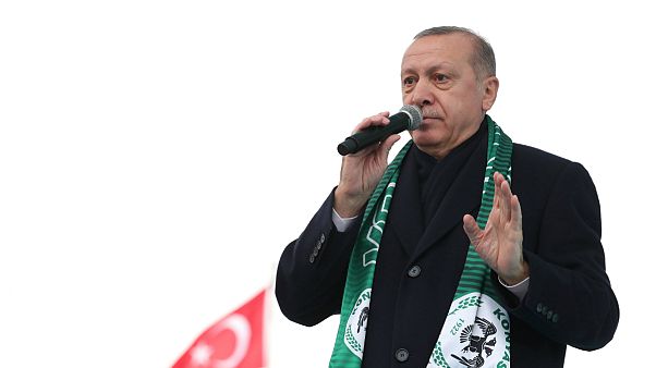 اردوغان از احتمال آغاز عملیات نظامی ترکیه در سوریه خبر داد اردوغان از احتمال آغاز عملیات نظامی ترکیه در سوریه خبر داد