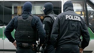 آلمان؛ پلیس مسجدی را در ارتباط با  کمک مالی به اسلامگرایان بازرسی کرد