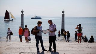 Emigração portuguesa cai pelo quarto ano consecutivo