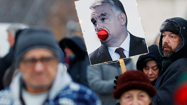 Dublinba és Bécsbe is tiltakozást szerveznek ma estére a magyar nagykövetségekhez Dublinba és Bécsbe is tiltakozást szerveznek ma estére a magyar nagykövetségekhez
