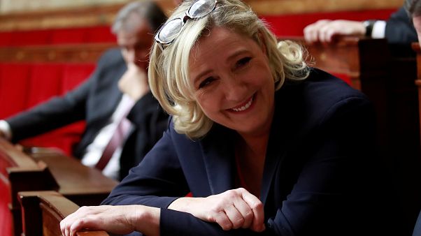 La popularidad de Marine Le Pen se dispara con la crisis de los chalecos amarillos La popularidad de Marine Le Pen se dispara con la crisis de los chalecos amarillos