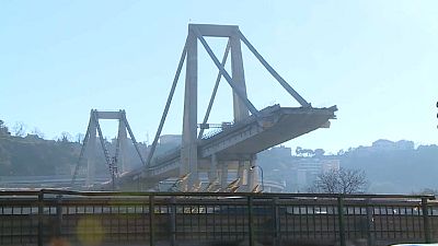 Egy év múlva épül fel az új híd Genovában