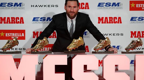 Leo Messi recibe su quinta Bota de Oro Leo Messi recibe su quinta Bota de Oro