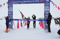 Antartika Maratonu'nda hava şartlarına rağmen kıyasıya mücadele