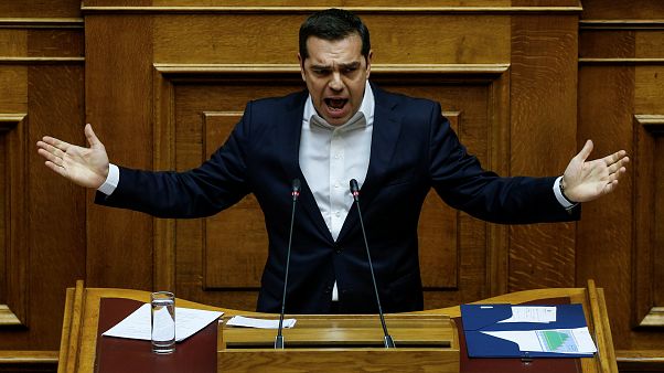 La Grèce adopte son premier budget "post-crise" La Grèce adopte son premier budget "post-crise"