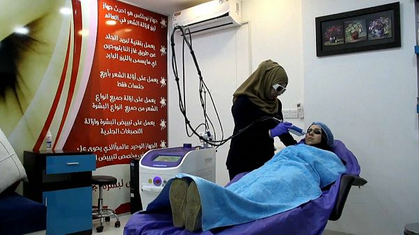 عراق؛ پایان عصر داعش و رواج جراحی زیبایی در موصل عراق؛ پایان عصر داعش و رواج جراحی زیبایی در موصل