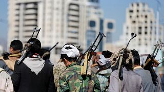 آتش بس شکننده در یمن؛ دو طرف درگیر یکدیگر را سرزنش می کنند