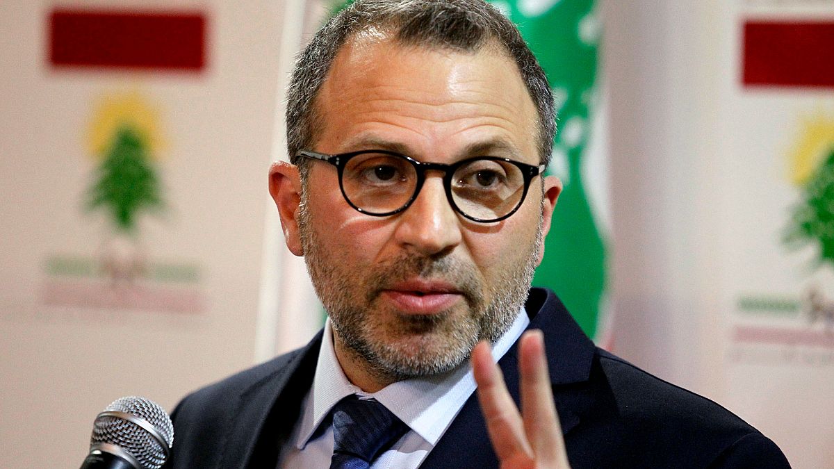 مسؤول بارز يؤكد احتفاظ وزير خارجية لبنان جبران باسيل بمنصبه في الحكومة الجديدة