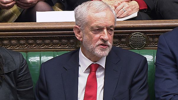 Insultou Corbyn Theresa May no parlamento? Insultou Corbyn Theresa May no parlamento?