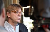 Verhofstadt contro Facebook: "Rimuova il video ingannevole del governo ungherese"