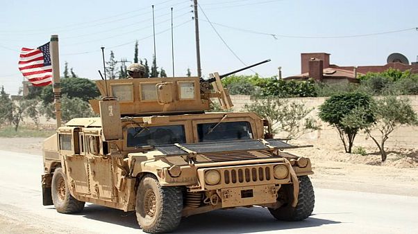 أمريكا تبدأ سحب قواتها من سوريا وقرار ترامب يثير التساؤل والارتباك أمريكا تبدأ سحب قواتها من سوريا وقرار ترامب يثير التساؤل والارتباك