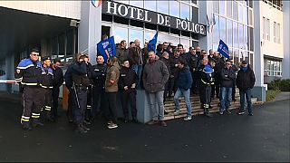 Francia, accordo in tempi record dopo lo sciopero della polizia