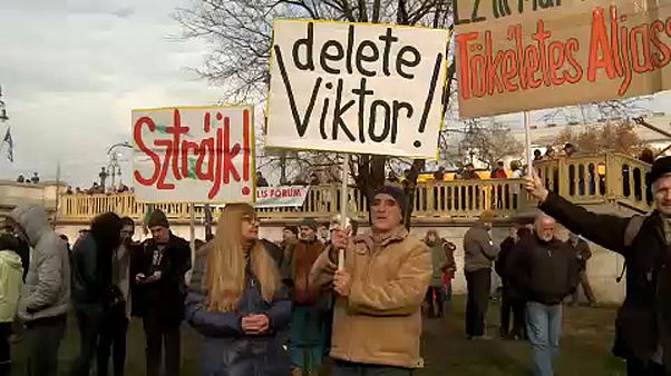 Szervezik a sztrájkot a szakszervezetek Szervezik a sztrájkot a szakszervezetek
