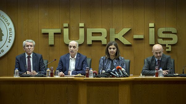Asgari ücret pazarlıkları: TÜİK işçiler için asgari geçim tutarını açıkladı Asgari ücret pazarlıkları: TÜİK işçiler için asgari geçim tutarını açıkladı