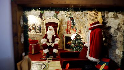 سانتا كلاوس يفتتح موسم الأعياد في القدس