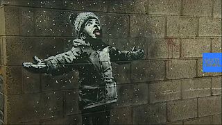 Un nuevo Banksy denuncia la contaminación industrial en una ciudad de Gales