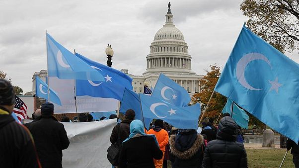 Uygur Türklerini baskı altına alan Çin'e ABD'de protesto Uygur Türklerini baskı altına alan Çin'e ABD'de protesto