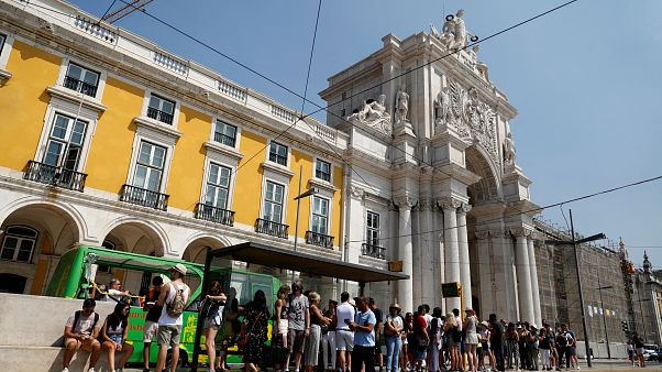 "Coletes amarelos" à portuguesa "Coletes amarelos" à portuguesa