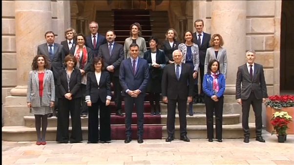Espanha aprova salário mínimo de 900€ Espanha aprova salário mínimo de 900€
