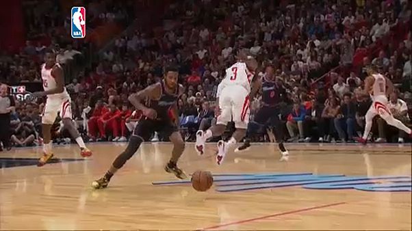 NBA: Chris Paul ismét megsérült, kikapott a Rockets a Miamitól NBA: Chris Paul ismét megsérült, kikapott a Rockets a Miamitól