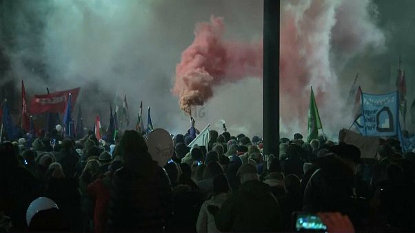 Ungarn kommt nicht zur Ruhe: Proteste in Budapest dauern an Ungarn kommt nicht zur Ruhe: Proteste in Budapest dauern an