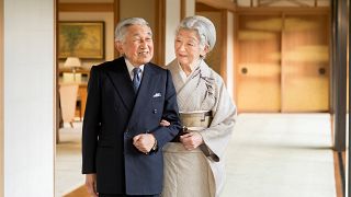 Kaiser Akihito mit seiner Ehefrau Michiko.