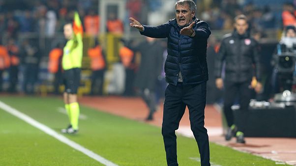 Beşiktaş son 25 senedeki en kötü ikinci sezon ortası performansını gösterdi Beşiktaş son 25 senedeki en kötü ikinci sezon ortası performansını gösterdi