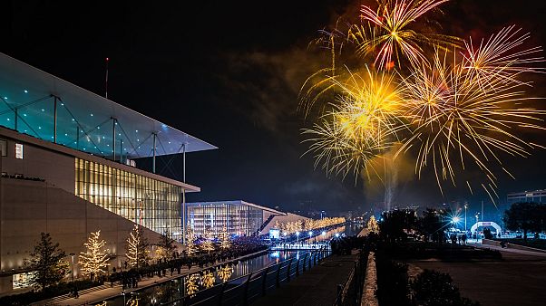Athen: Festtagsglanz zwischen Klassik und Futurismus Athen: Festtagsglanz zwischen Klassik und Futurismus