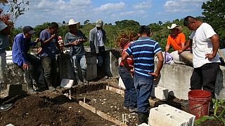 Preparan el entierro de la niña guatemalteca muerta en EEUU