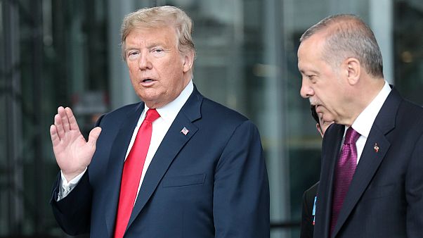 ترامب تحدث مع أردوغان عن انسحاب القوات الأميركية من سوريا ترامب تحدث مع أردوغان عن انسحاب القوات الأميركية من سوريا