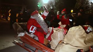 شاهد.. بابا نويل ينطلق من فنلندا والمهمة: تحقيق الأمنيات وتوزيع الهدايا